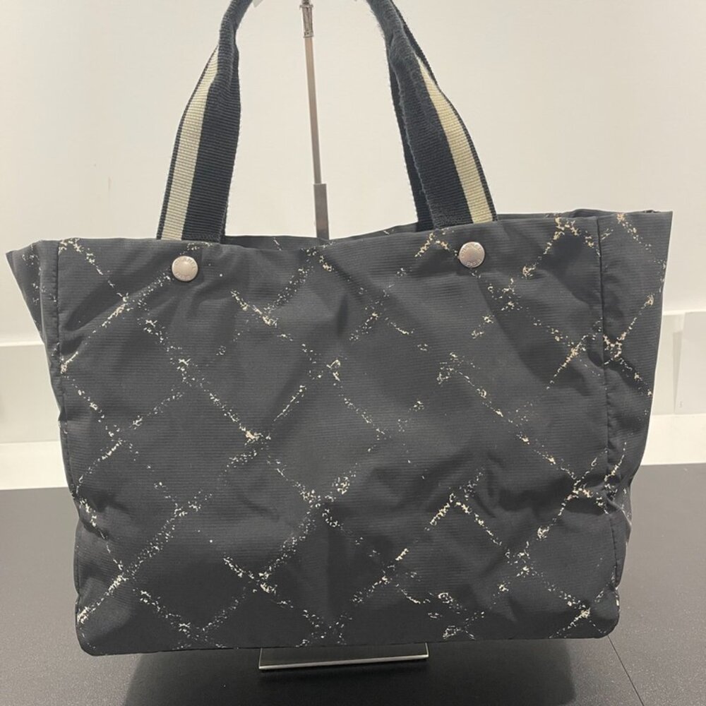 Chanel Travel Ligne Tote ( - Picture 2 of 12